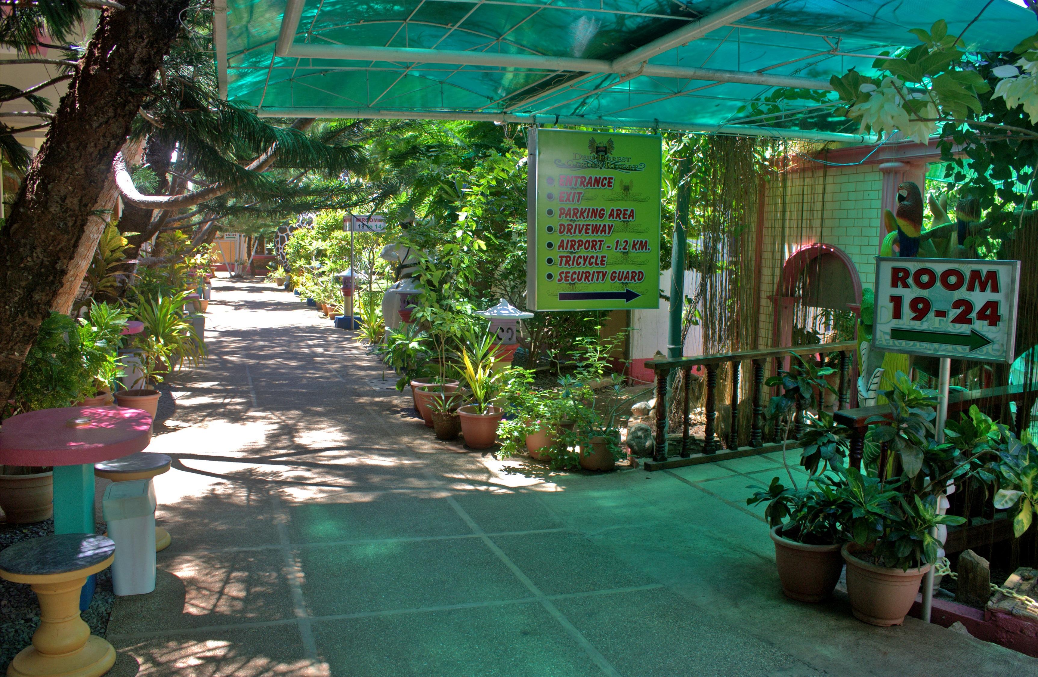 Deep Forest Garden Hotel Puerto Princesa Luaran gambar